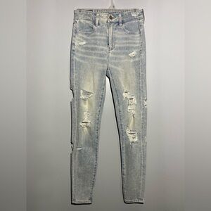 American Eagle Distressed Light Blue Women's Jeans